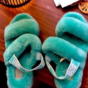 UGG slippers perfect condition